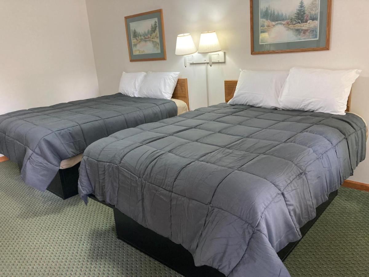 Pine Valley Motel Spruce Pine Экстерьер фото